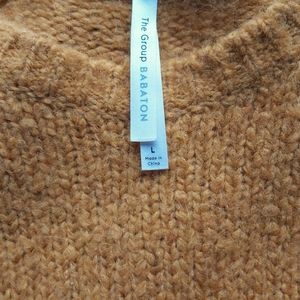 Babaton Aritzia sweater.